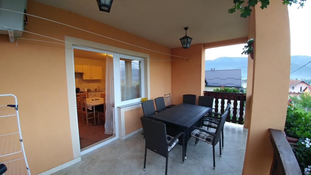Guest House Mijic Кореница Екстериор снимка