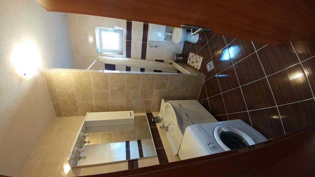 Guest House Mijic Кореница Екстериор снимка